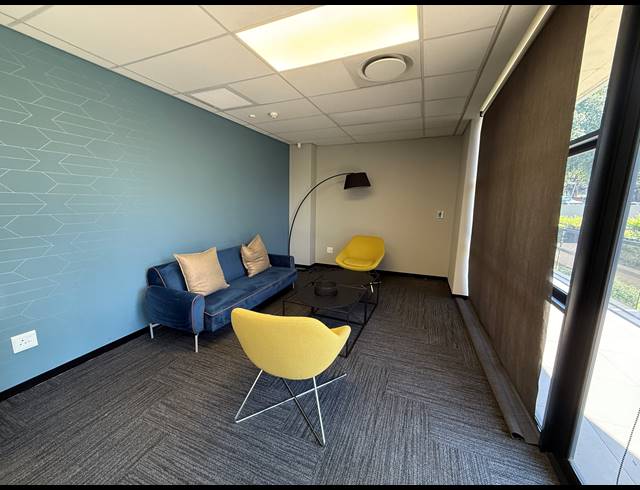 132M² OFFICE TO LET IN MELROSE ESTATE